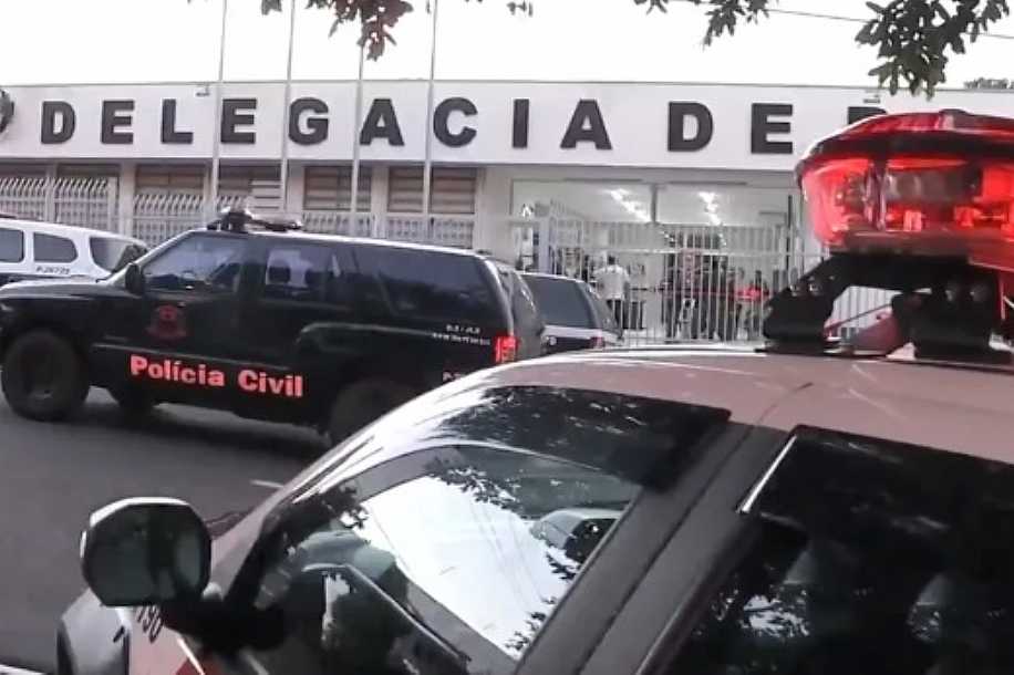 Homem morre após ser agredido na cabeça com chave de roda e macaco hidráulico pela ex-namorada
