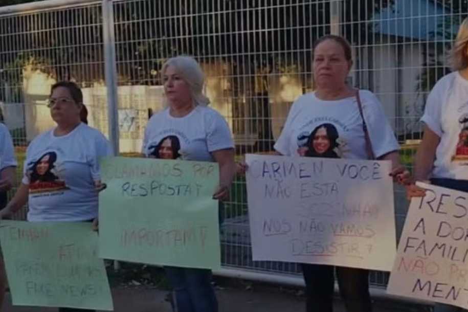 Familiares e amigos voltam às ruas e cobram respostas para desaparecimento de estudante trans em Ilha Solteira