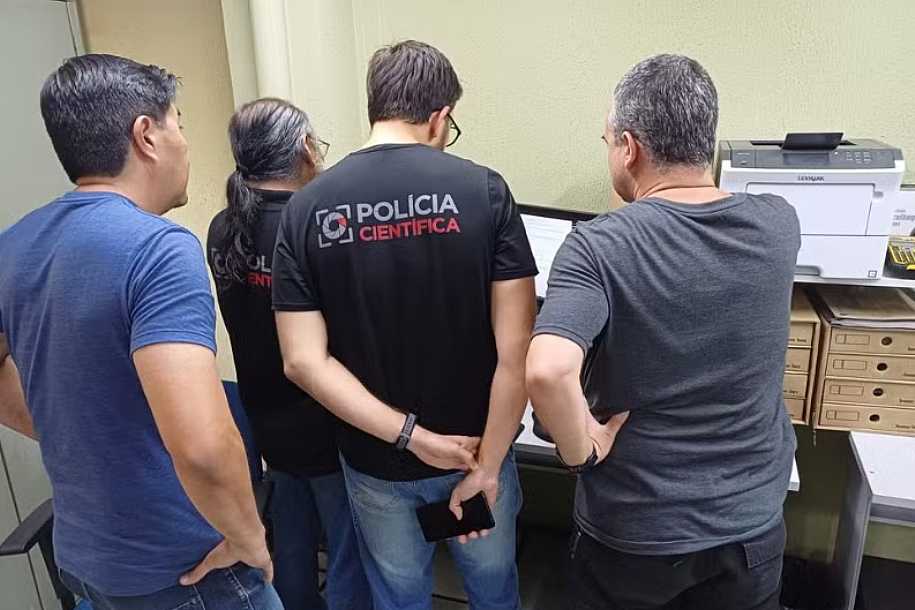Polícia Civil recolhe computador com vírus após ataque hacker atingir servidores da prefeitura em Rio Preto