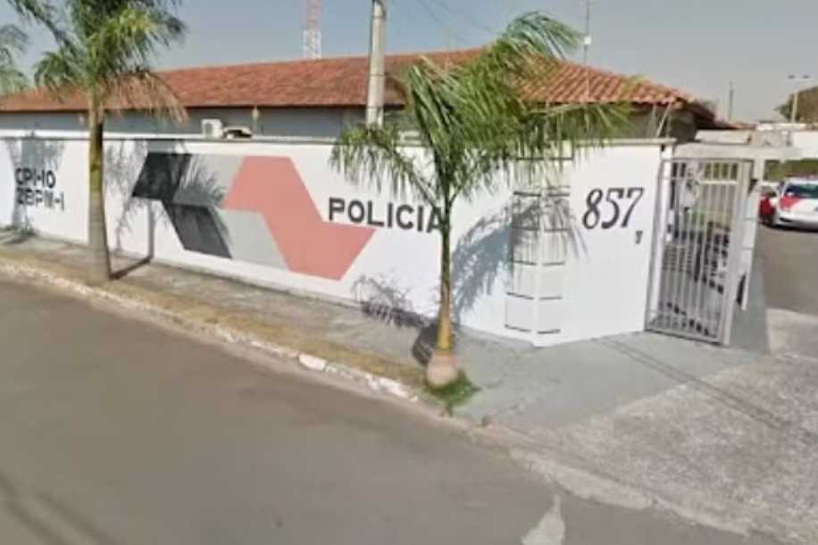 Mulher denuncia ex-companheira por invadir casa e agredi-la para conseguir senha de rede social