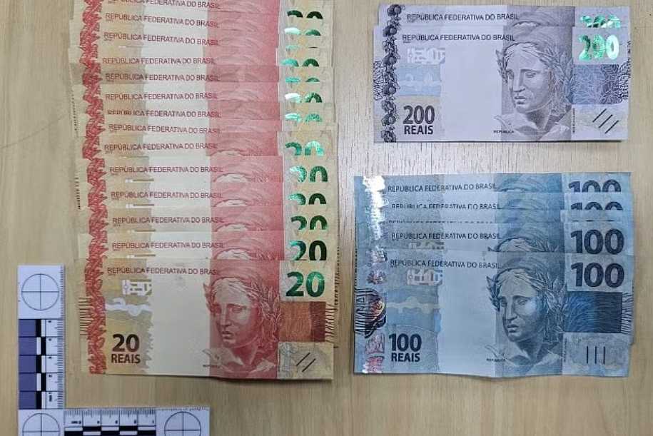 Homem é preso com mais de R$ 1 mil em notas falsas no interior de São Paulo