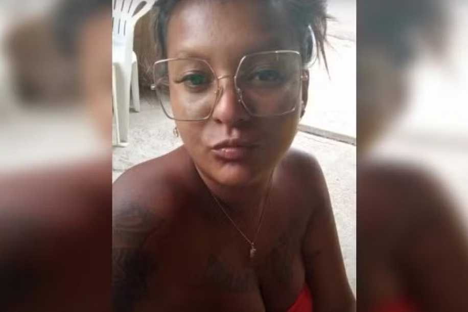 Jovem suspeito de ajudar homem a matar namorada com mais de 50 facadas é preso no interior de SP