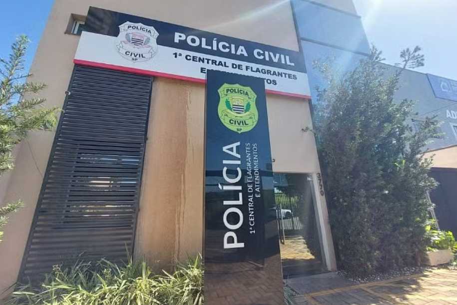 Irmãos são agredidos com taco de beisebol em restaurante enquanto tentavam comprar marmita para pessoa em situação de rua