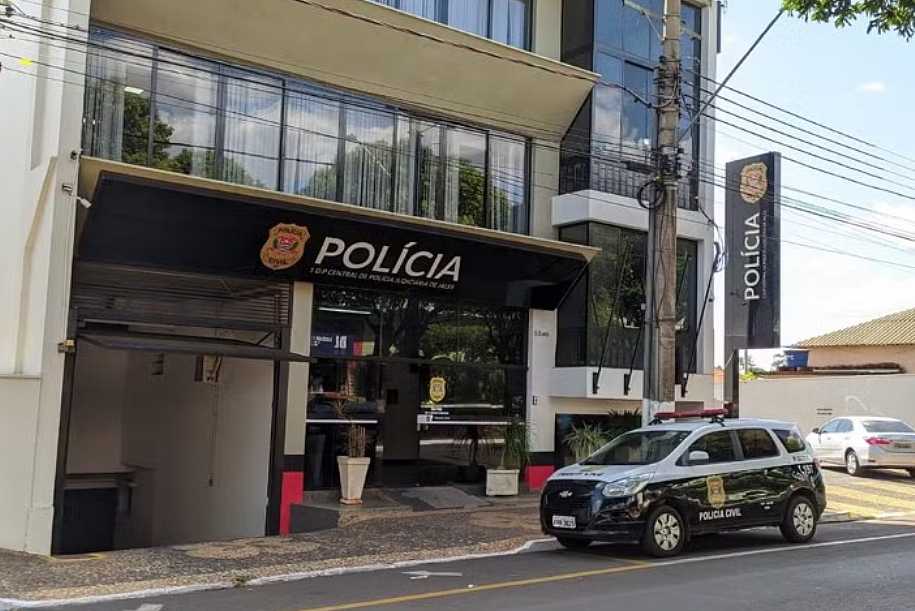 Homem morre ao ser esfaqueado em briga com o atual namorado da sua ex em Jales
