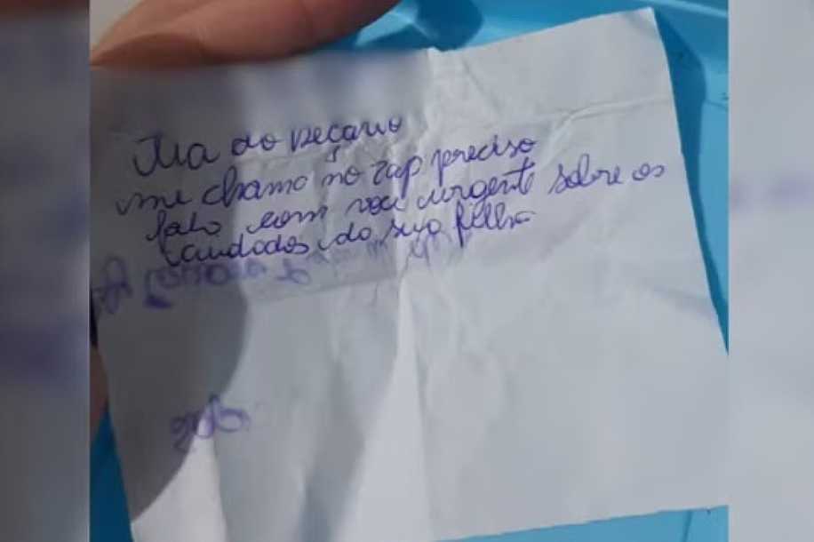 Justiça interdita creche investigada por maus-tratos contra crianças após ex-funcionária enviar bilhete a mães em mamadeira e lancheira