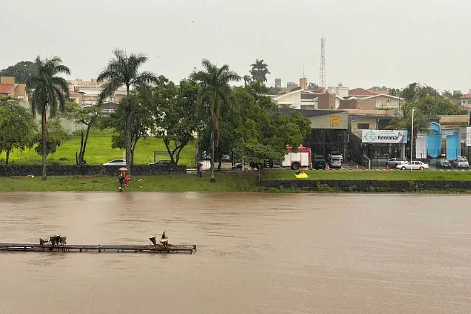 Homem morre após se afogar na represa em Rio Preto