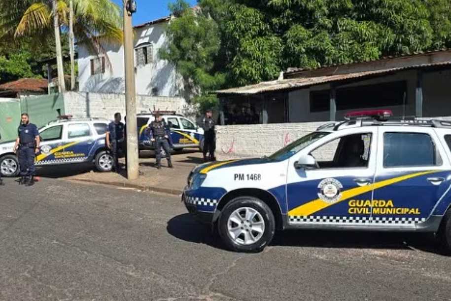 Operação da polícia combate crimes de tráfico de drogas e furto de fios na região central e zona norte de Rio Preto