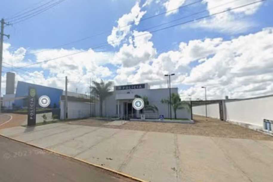 Homem é preso suspeito de cortar perna de cachorro com faca de cozinha no interior de SP