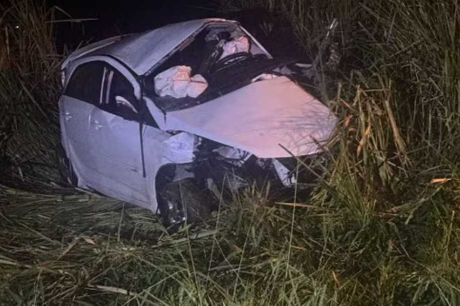 Mulher e homem morrem após acidente com três carros e capivara em Valentim Gentil