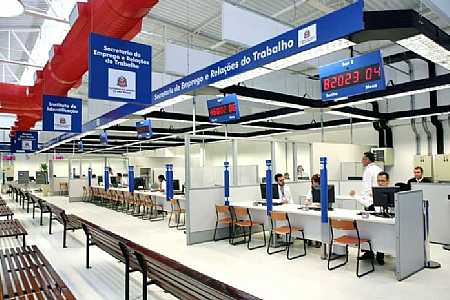 Poupatempo retoma o atendimento em mais 15 postos no estado