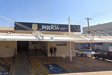 Mulher é presa suspeita de esfaquear ex-companheira e enteada de 14 anos em Populina
