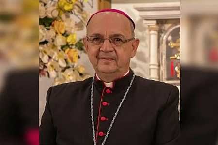 Ex-bispo vira réu após padre denunciar sequência de abusos sexuais, pedido para depilação e masturbação