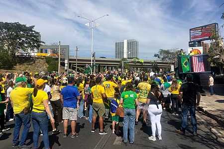 Apoiadores de Jair Bolsonaro fazem manifestações contra governo Lula em cidades do interior de São Paulo