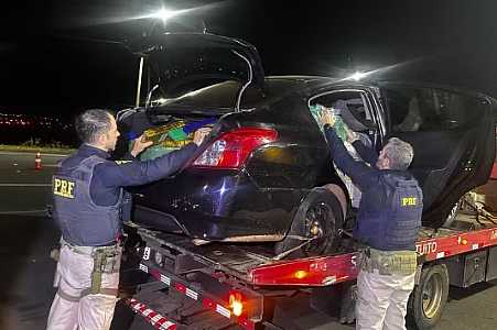 Polícia apreende quase 1 tonelada de maconha em José Bonifácio