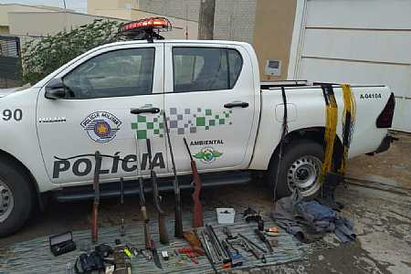 Homem é preso com arsenal em casa de Rio Preto
