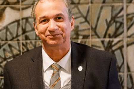 CNJ abre processo contra desembargador por assédio
