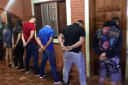 Polícia prende quadrilha suspeita de aplicar golpes para sacar auxílio emergencial