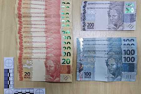 Homem é preso com mais de R$ 1 mil em notas falsas no interior de São Paulo