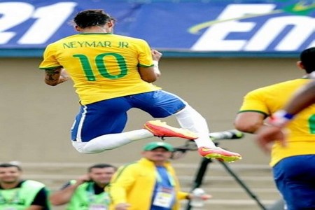 Show de Neymar transforma vaia em olé, e Brasil goleia o Panamá: 4 a 0