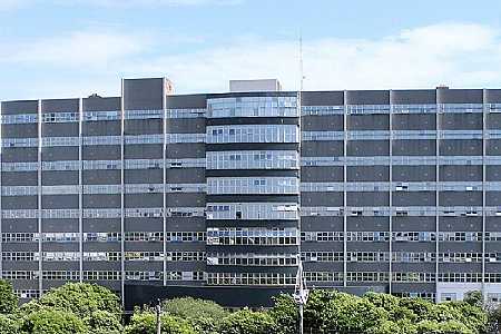 Na ´entressafra´, Hospital de Base é deixado de lado por políticos