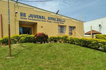 Com equipe forte e entrosada, Escola Juvenal Giraldelli comemora resultados do SARESP