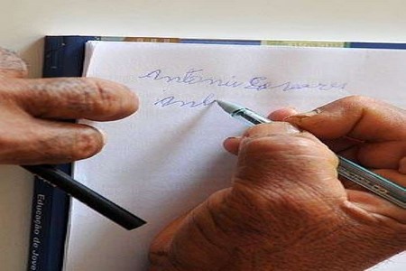 Unesco: Brasil tem quase 13 mi de analfabetos adultos e é 8º no mundo