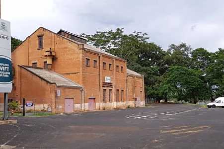 Furto de fios de cobre provoca início de incêndio em centro cultural de Rio Preto