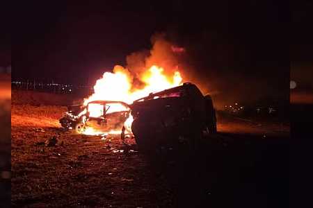 Homem morre em carro que pegou fogo após colisão frontal em Ibirá
