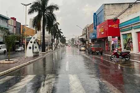 Últimos dias de outubro terão temperaturas amenas e chuvas isoladas em Jales, indica previsão